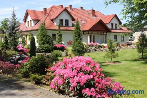 Dworek Azalia - Image 1