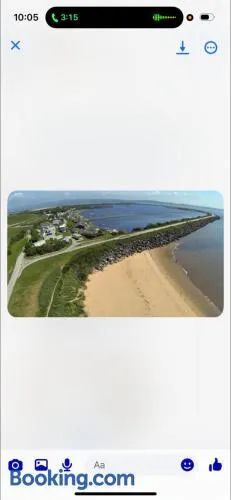 Trailer by the sea - Image 1