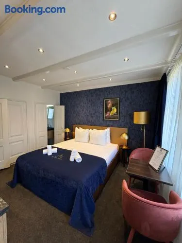 Hotel West Inn Aan Zee - Image 1