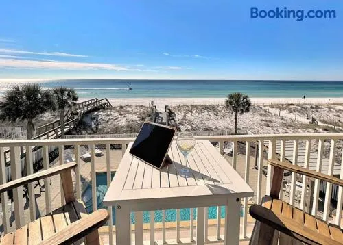 Beach Front, Wave N Sea 202, Free Activities Included! - Image 1
