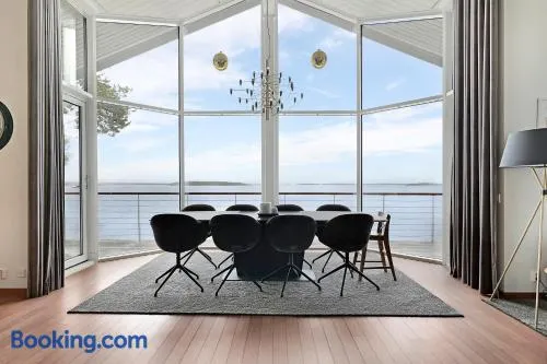 Guestly Homes - 3BR Luxury Beachfront Villa - Image 1