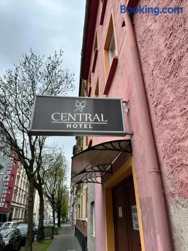 Central Hotel - Image 1