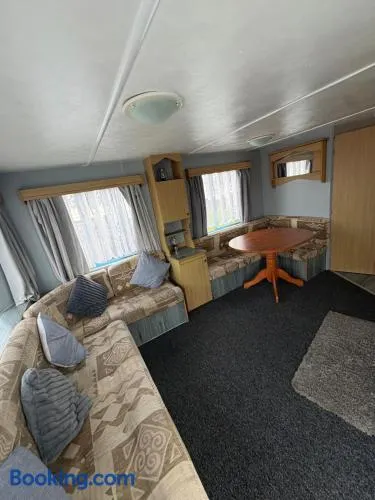 137 sealands, 3 bed, 8 berth caravan hire, ingoldmells, skegness recently modernised - Image 1