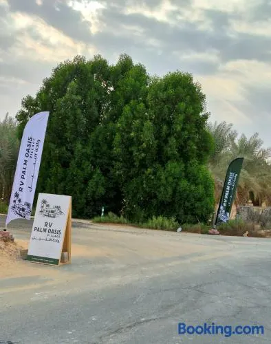 RV Palm Oasis - Image 1