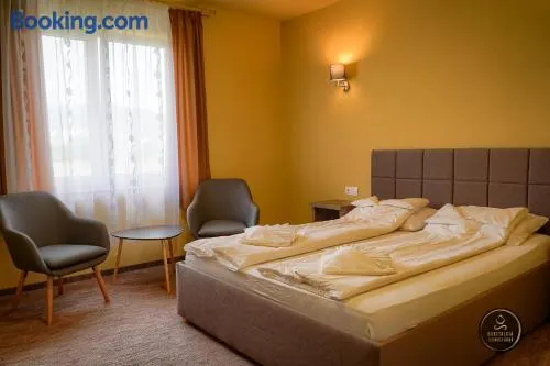 Nosztalgia Resort - Image 1
