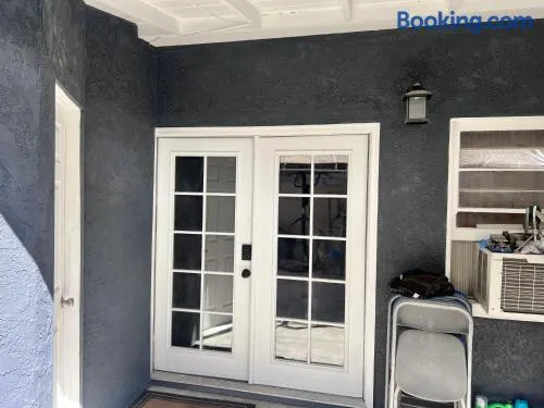 Cozy Room In Downey - Image 1