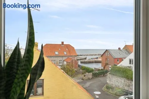 Harborside Apartment With Terrace Bike Shed - Image 1