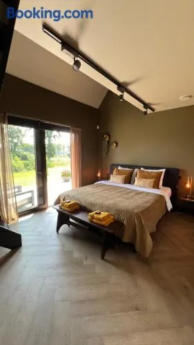 Bed en breakfast Suite 8 - Image 1