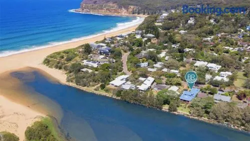 Between Two Blues Beach House - Image 1