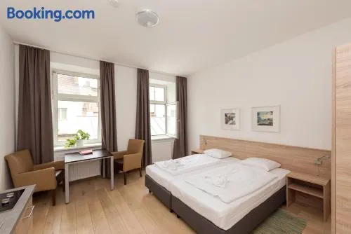 Metro Apartments Vienna - Image 1