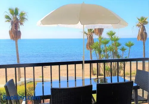 Maison conviviale et familiale avec sauna, internet haut débit et terrasse | Vue jardin | À côté de la plage | Avec animaux autorisés - Image 1