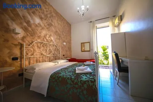 Hotel Pisa - Image 1