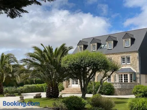 Villa Champfleury, à 50 m de la plage! - Image 1