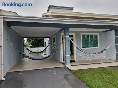 Casa a 500 metros da praia em balneário piçarras - Image 1