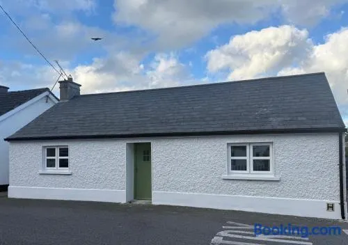 McGinns Cottage - Image 1