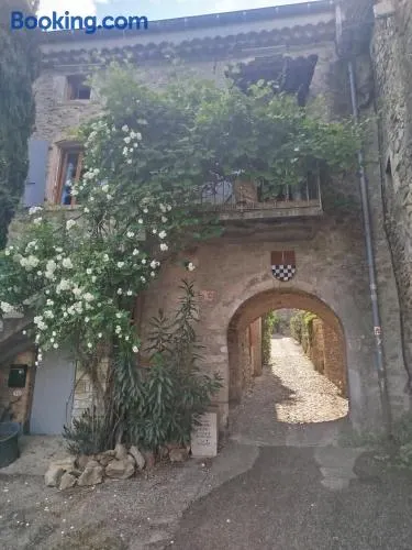 Jolie maison typique a 300m de l'Ardèche - Image 1