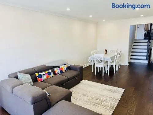 Family & Friendly Spacious Place Available - Image 1