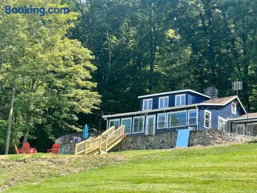 Blue House, King Bed, Grill, Pool Table, Air Hockey, Ping Pong - Image 1