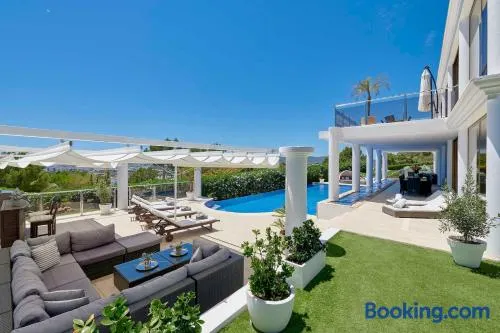 Dreamy 4 Bedroom Villa in Ibiza City, 1243 - Image 1