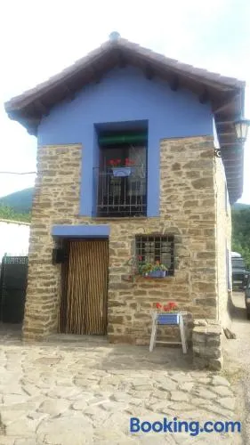 La Casa Azul - Image 1