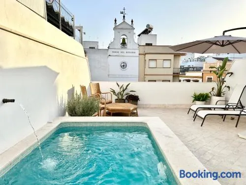 Apartamento dúplex con piscina privada en terraza - Image 1