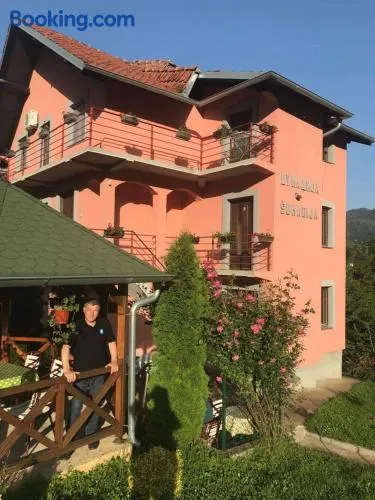 Sobe i Apartmani "Šumadija" Bogutovačka Banja - Image 1