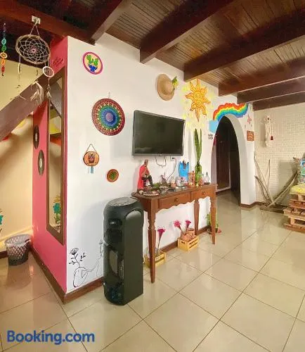 CasAMARelo Hostel - Image 1
