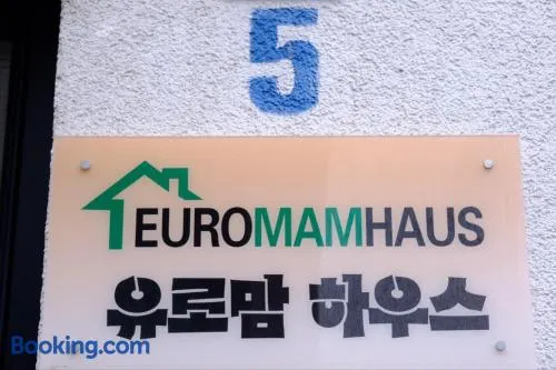 Euromamhaus - Korean B&B - Image 1