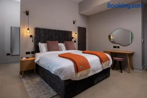 Montgomery House Apart-Hotel - Image 1