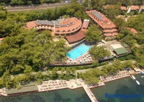 Marmaris Park Hotel - Image 1