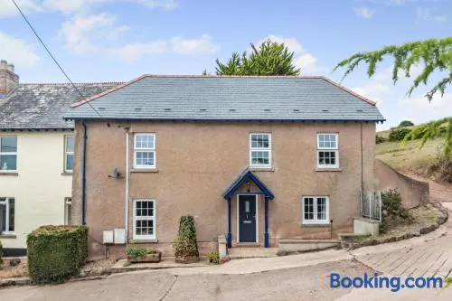 3 Bed in Holcombe oc-m32739 - Image 1