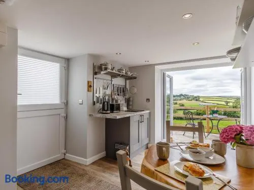1 Bed in Launceston oc-78428 - Image 1