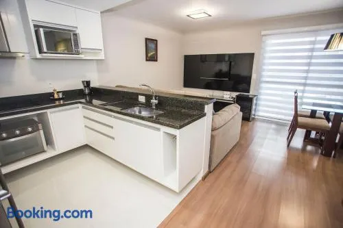 Apartamento de 2 Quartos Com Vaga - HUB1006A - Image 1