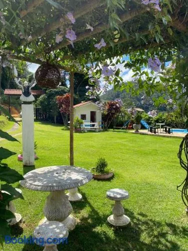 Casa de Campo Chácara Recanto da Águia - Image 1