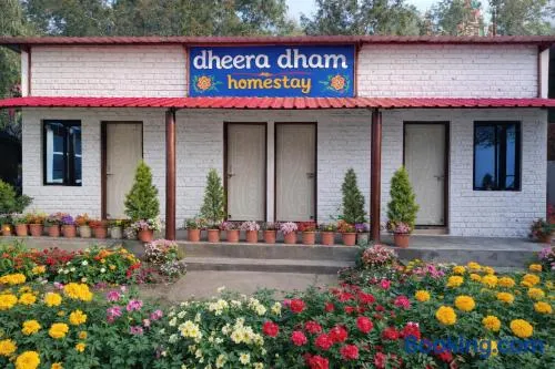 Dheera Dham Homestay - Image 1