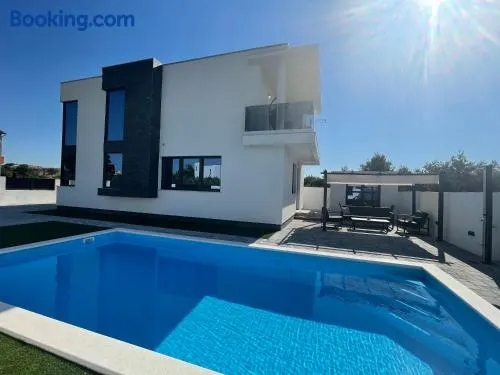 Villa Eureka - Image 1