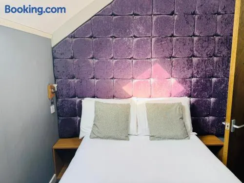 Hotels 24-7 - The Old Victoria Hotel - Image 1
