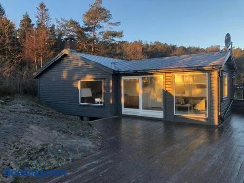 Havblikk by Norgesbooking cabin with an amazing view in Mandal - Image 1