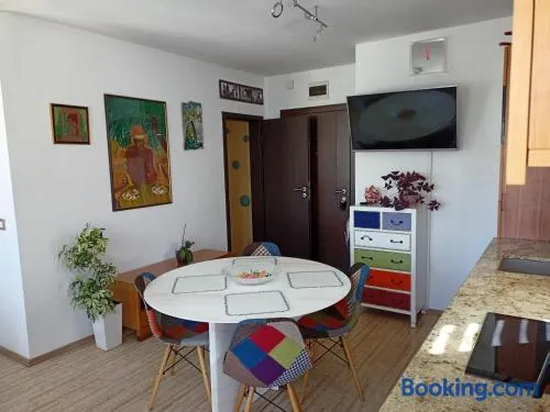 Bright apartment at a great location - Image 1
