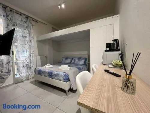 Tiny & Cosy Studio Flat in Como - Image 1