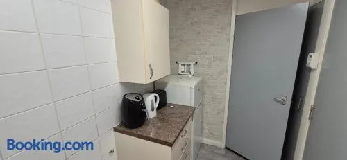 Bolton apartment - Image 1
