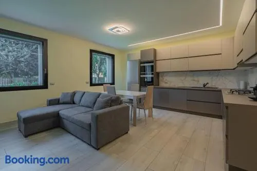 Villa vicino a Bergamo e BGY - Image 1