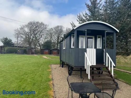 Roslin Glamping - Image 1