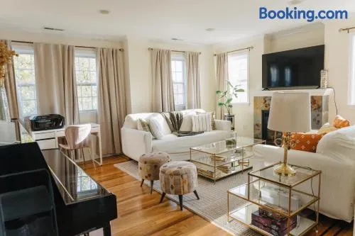 Luxurious Downtown Haven - Stillwater, Stamford, Ct - Image 1