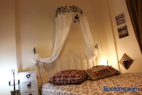 Siviri Apartment in Blu - Image 1