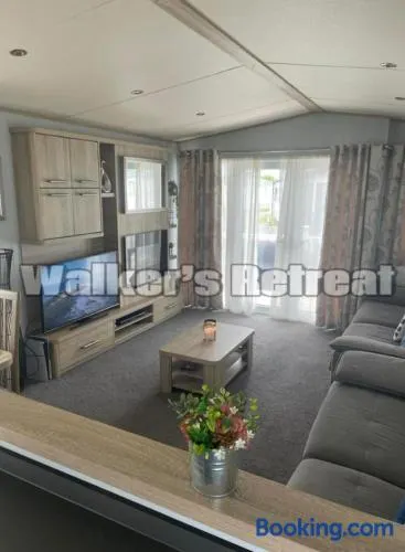 Walkers Retreat Static Caravan - Image 1