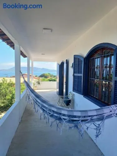 Linda Casa Com Vista Para a Praia! - Image 1