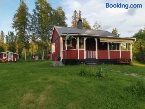Cabin 70m from lake. Big garden - Image 1