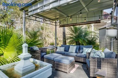 The Hidden Gem Cottage - Image 1