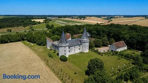 Château de Bagneux - Image 1